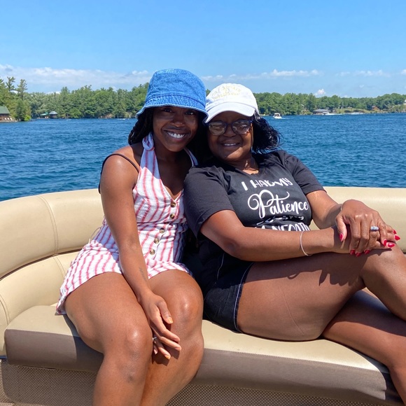 Meet your Posher, Anita - Picture 11 of 12